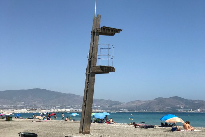 Ciudadanos exige una actuacin urgente para que las playas de Motril cuenten con servicio de salvamento y socorrismo 